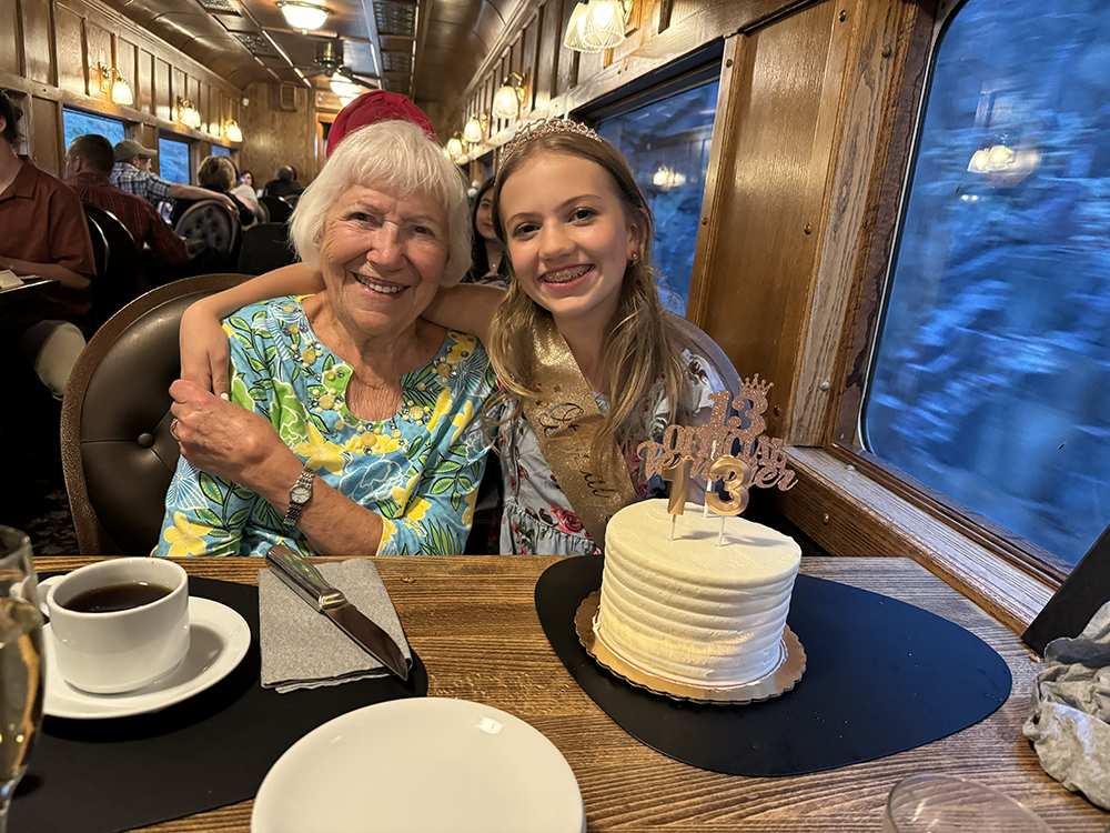 IMG_0098 Ava and Rosa