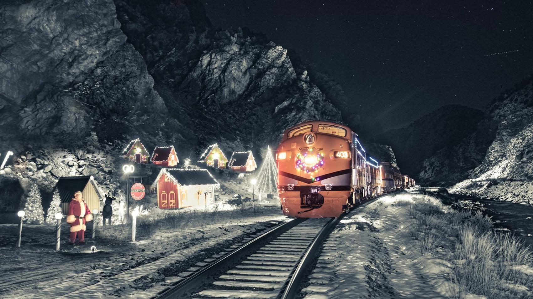 Santa Express Train puts winter wonderland on display in Colorado